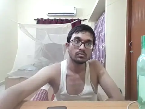 Snapshot of THE_NAKED_BOY chatting on 1, 10, 2025 THE NAKED BOY online show from 1, 10, 2025