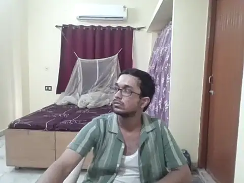 Snapshot of THE_NAKED_BOY chatting on 8, 3, 2026 THE NAKED BOY online show from 8, 3, 2026