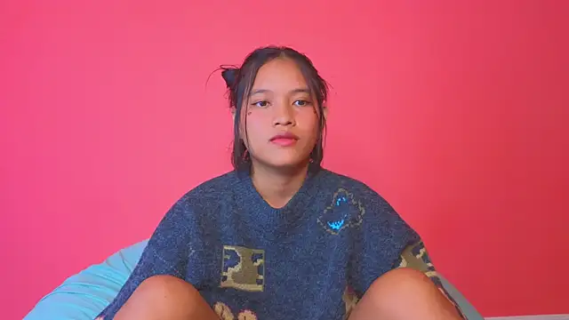 Natsu   online show from 2, 12, 2024