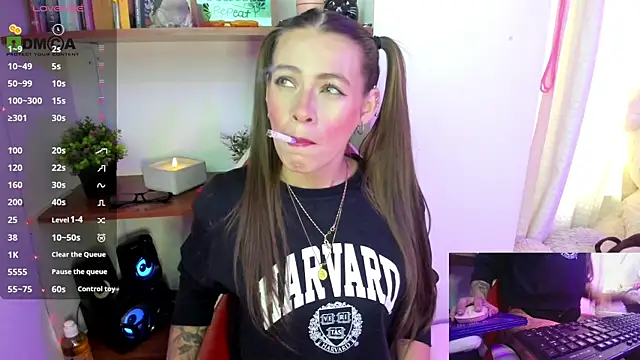 sweetlittlelisa online show from 9, 11, 2025