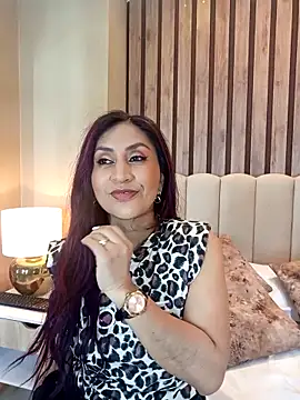 Snapshot of MonicaMoret chatting on 17, 2, 2025 MonicaMoret online show from 17, 2, 2025