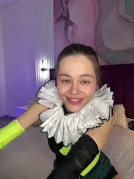 Kelly Cuutie online show from 18, 3, 2026