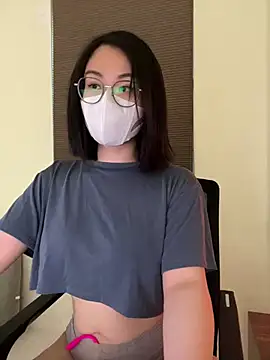 Baby Claraa online show from 19, 3, 2025