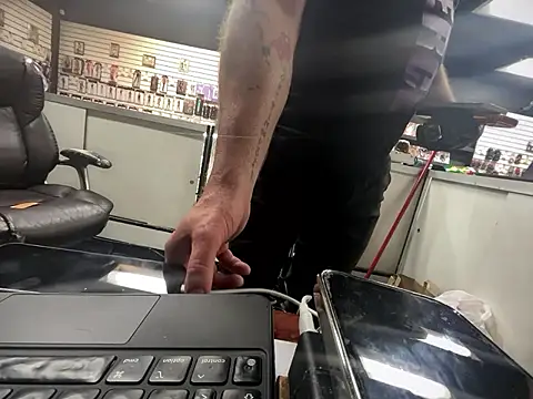 Snapshot of RawRyder8 chatting on 8, 4, 2026 RawRyder8 online show from 8, 4, 2026