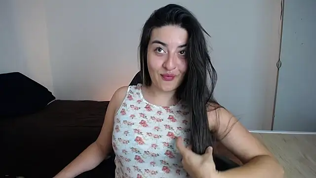 Snapshot of moritalatina chatting on 21, 4, 2026 moritalatina online show from 21, 4, 2026