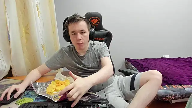 iliaskrislove online show from 17, 12, 2025