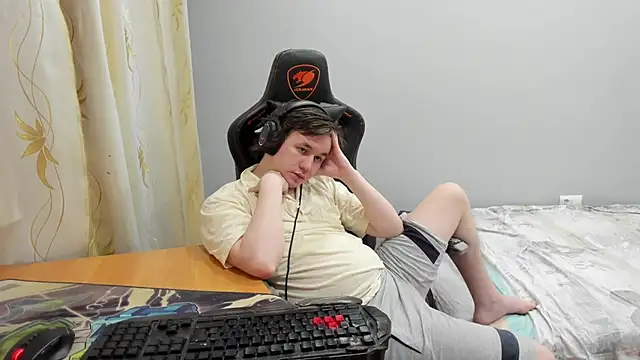 iliaskrislove online show from 30, 3, 2026