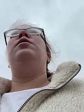 FreakNastyLacie online show from 26, 2, 2025