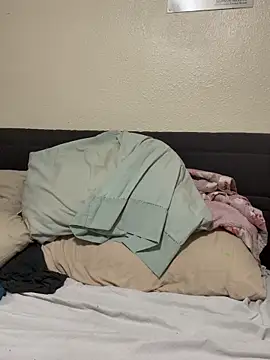 Snapshot of FreakNastyLacie chatting on 3, 2, 2026 FreakNastyLacie online show from 3, 2, 2026