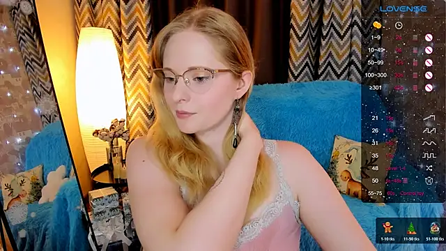 Aemilia  online show from 17, 12, 2025