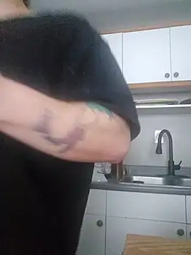 notsure353 online show from 11, 2, 2025