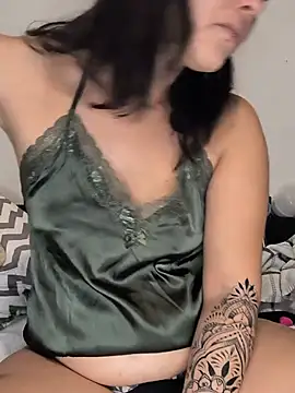 Snapshot of Linalicious chatting on 26, 6, 2026 Linalicious online show from 26, 6, 2026