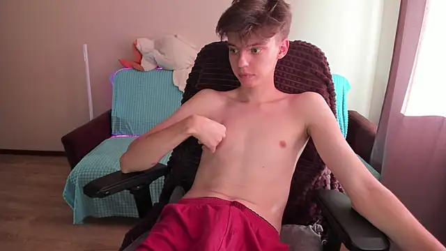 Snapshot of Liam_sexy1 chatting on 23, 9, 2025 Liam sexy1 online show from 23, 9, 2025