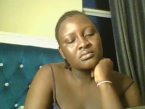 Snapshot of Heavy_ass chatting on 2, 4, 2026 Heavy ass online show from 2, 4, 2026