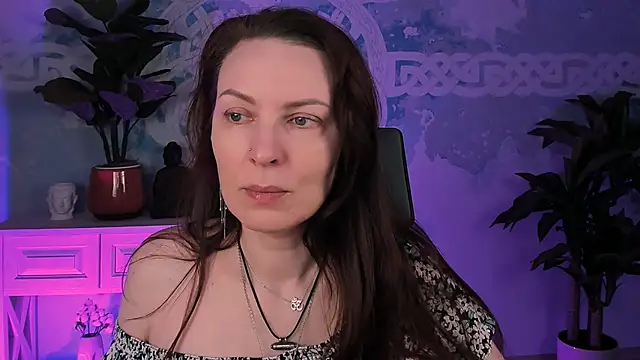 Snapshot of VandaRossi chatting on 10, 11, 2025 VandaRossi online show from 10, 11, 2025