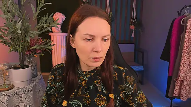 Snapshot of VandaRossi chatting on 22, 11, 2025 VandaRossi online show from 22, 11, 2025