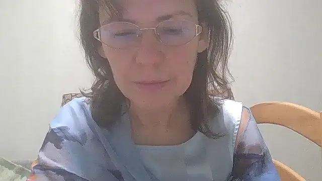 HollyJewel online show from 10, 12, 2024