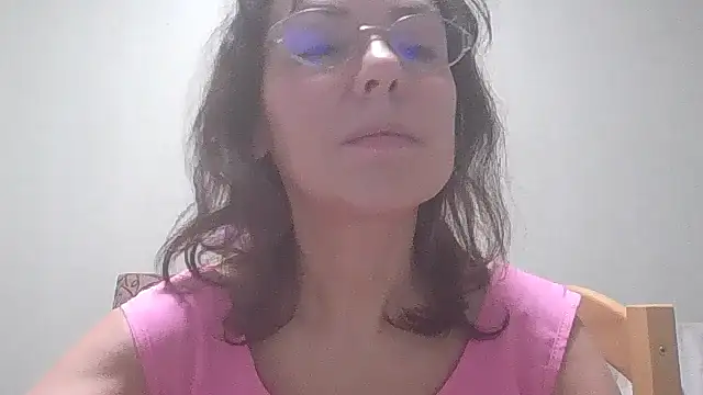 HollyJewel online show from 28, 1, 2025