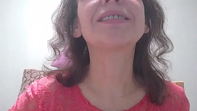 HollyJewel online show from 11, 3, 2025