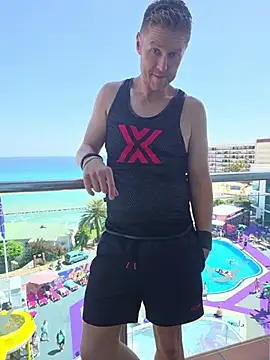 Snapshot of Fuc71 chatting on 26, 4, 2026 Fuc71 online show from 26, 4, 2026