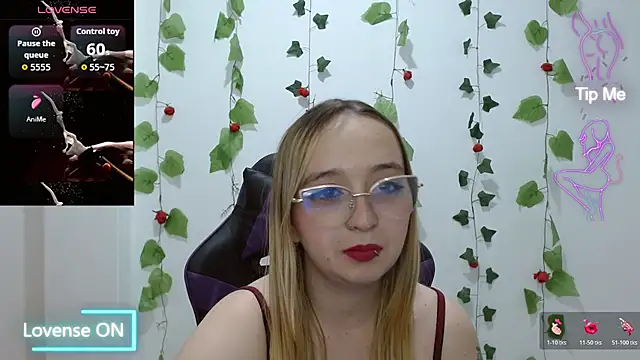Snapshot of Liaroberts1 chatting on 13, 2, 2026 Liaroberts1 online show from 13, 2, 2026