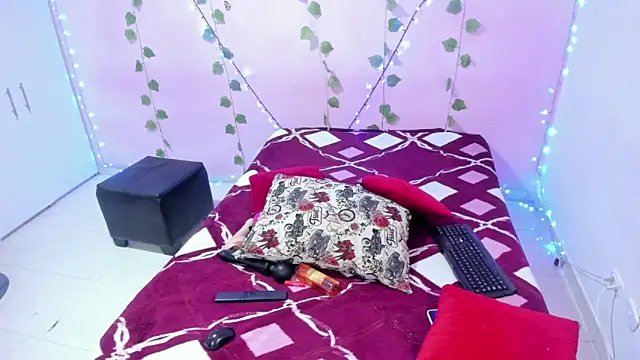 ambersmitx online show from 5, 12, 2024