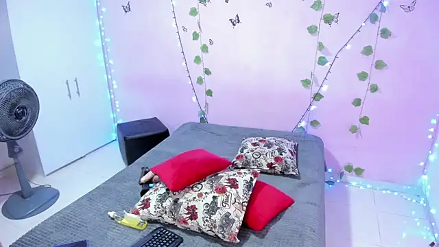 ambersmitx online show from 15, 2, 2025