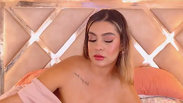 JoannaStanford online show from 14, 11, 2025