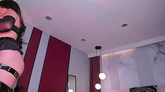 Snapshot of ninaevanss_ chatting on 27, 11, 2025 ninaevanss online show from 27, 11, 2025