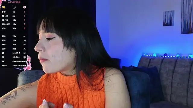 Snapshot of ZaraDames_ chatting on 27, 9, 2025 ZaraDames online show from 27, 9, 2025
