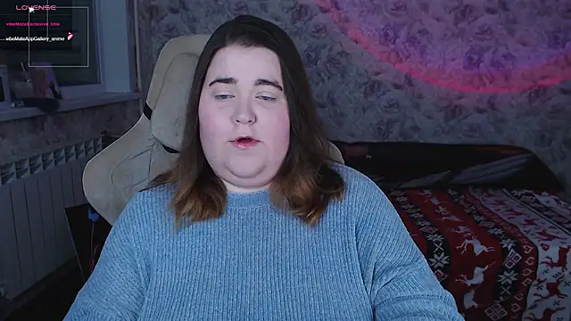 Estelle Hicks online show from 28, 11, 2025