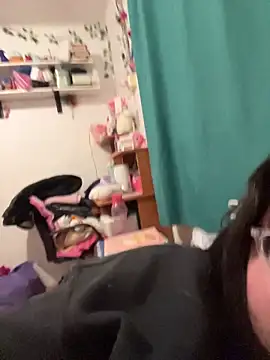 Snapshot of indiegirl666 chatting on 21, 4, 2026 indiegirl666 online show from 21, 4, 2026