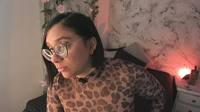 Snapshot of Bella_desi_ chatting on 26, 3, 2026 Bella desi online show from 26, 3, 2026