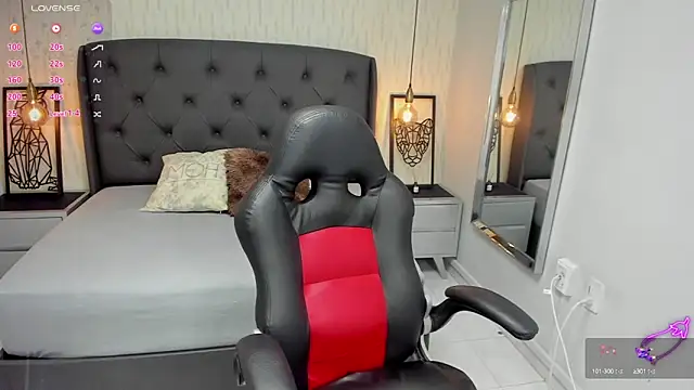 Snapshot of SUZETMONACO chatting on 22, 9, 2025 SUZETMONACO online show from 22, 9, 2025