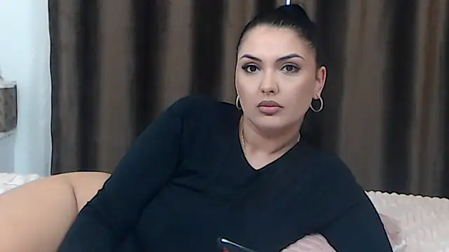 BriannaBk online show from 6, 3, 2025