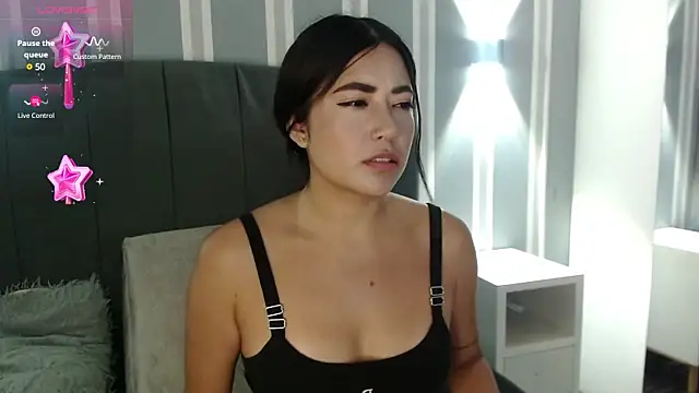 Susy thomson online show from 28, 2, 2025