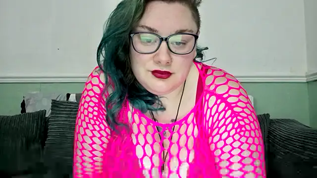 Bustycurves online show from 17, 3, 2025