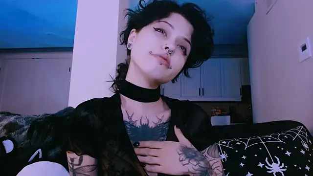 Snapshot of NaughtyLittleFox chatting on 10, 4, 2026 NaughtyLittleFox online show from 10, 4, 2026