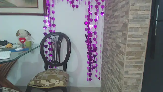 Snapshot of brigitht chatting on 12, 3, 2025 brigitht online show from 12, 3, 2025