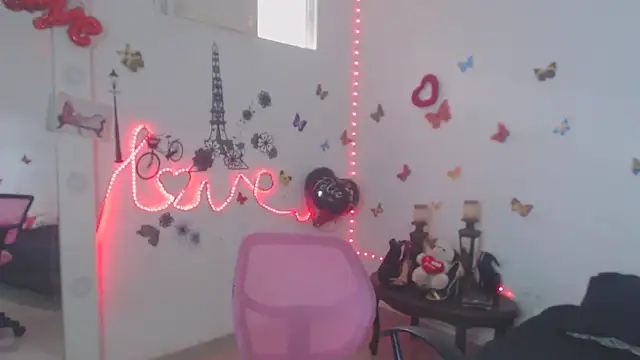 Snapshot of brigitht chatting on 11, 9, 2025 brigitht online show from 11, 9, 2025