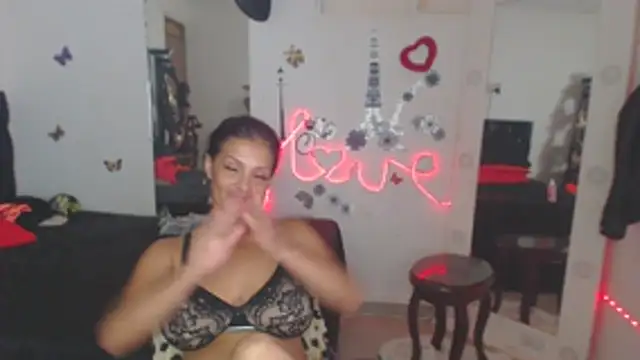 Snapshot of brigitht chatting on 5, 11, 2025 brigitht online show from 5, 11, 2025