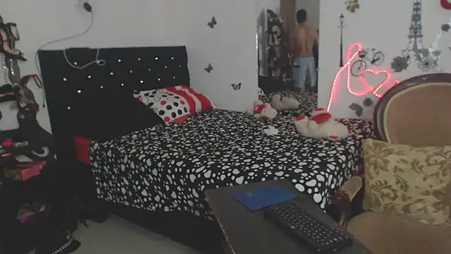 Snapshot of brigitht chatting on 19, 11, 2025 brigitht online show from 19, 11, 2025