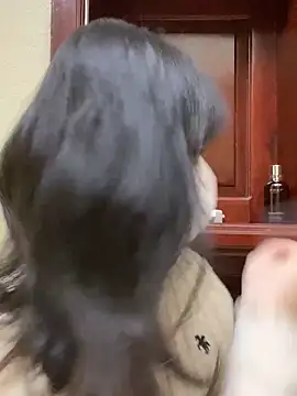 Snapshot of minmin2kk5 chatting on 2, 3, 2025 minmin2kk5 online show from 2, 3, 2025