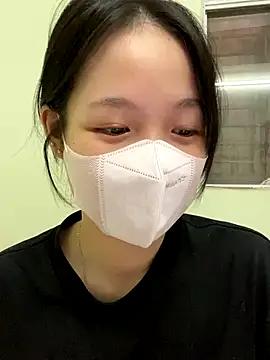 Snapshot of minmin2kk5 chatting on 3, 10, 2025 minmin2kk5 online show from 3, 10, 2025