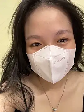 Snapshot of minmin2kk5 chatting on 17, 10, 2025 minmin2kk5 online show from 17, 10, 2025