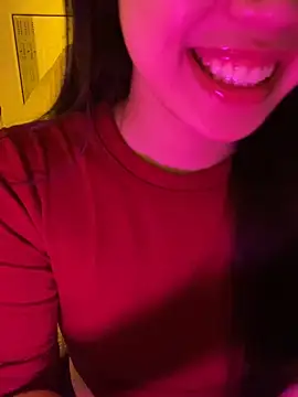 Snapshot of minmin2kk5 chatting on 5, 11, 2025 minmin2kk5 online show from 5, 11, 2025