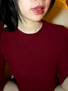 Snapshot of minmin2kk5 chatting on 17, 11, 2025 minmin2kk5 online show from 17, 11, 2025