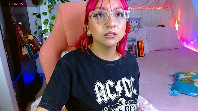 Snapshot of Littlerouse_ chatting on 20, 2, 2026 Littlerouse online show from 20, 2, 2026