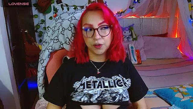 Snapshot of Littlerouse_ chatting on 22, 4, 2026 Littlerouse online show from 22, 4, 2026