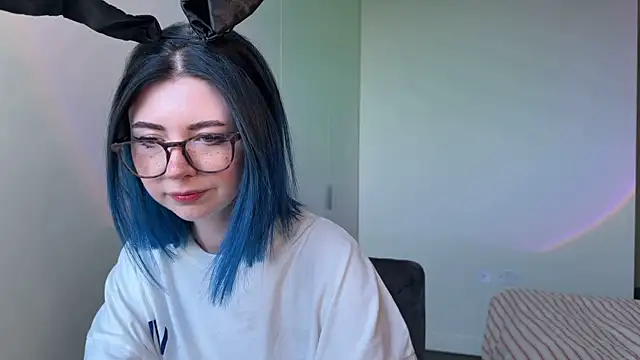 Snapshot of _vixenp chatting on 2, 4, 2026 vixenp online show from 2, 4, 2026